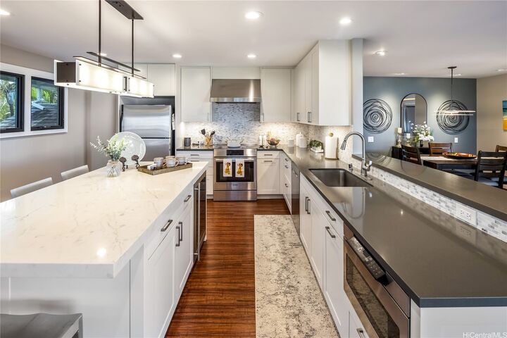 Property Photo:  1516 Alencastre Street  HI 96816 