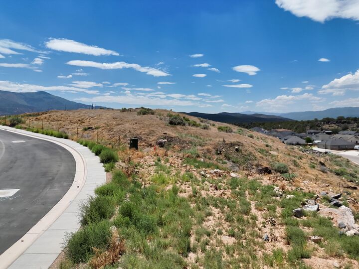 Property Photo: 4.75 Ac Parcel # B-1568-0000-0000 UT 84721