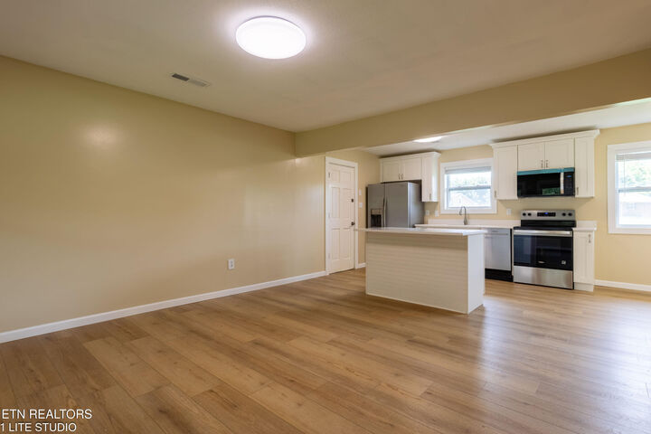 Property Photo:  1658 Laurans Ave  TN 37915 