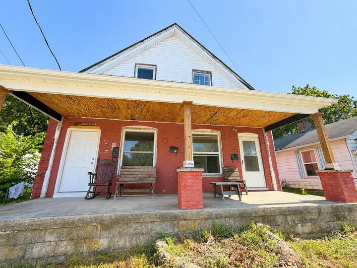 Property Photo:  107 Ross Street  KY 40356 