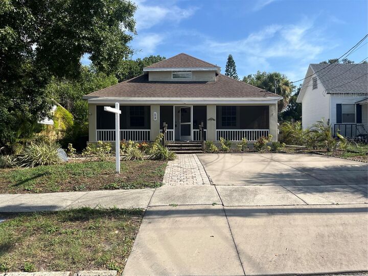 Property Photo:  53 W Park Street  FL 34689 