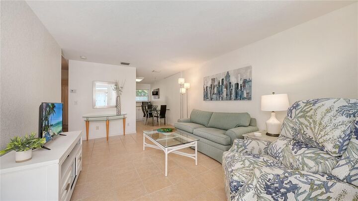 Property Photo: 1749 Hillview Street 1 FL 34239
