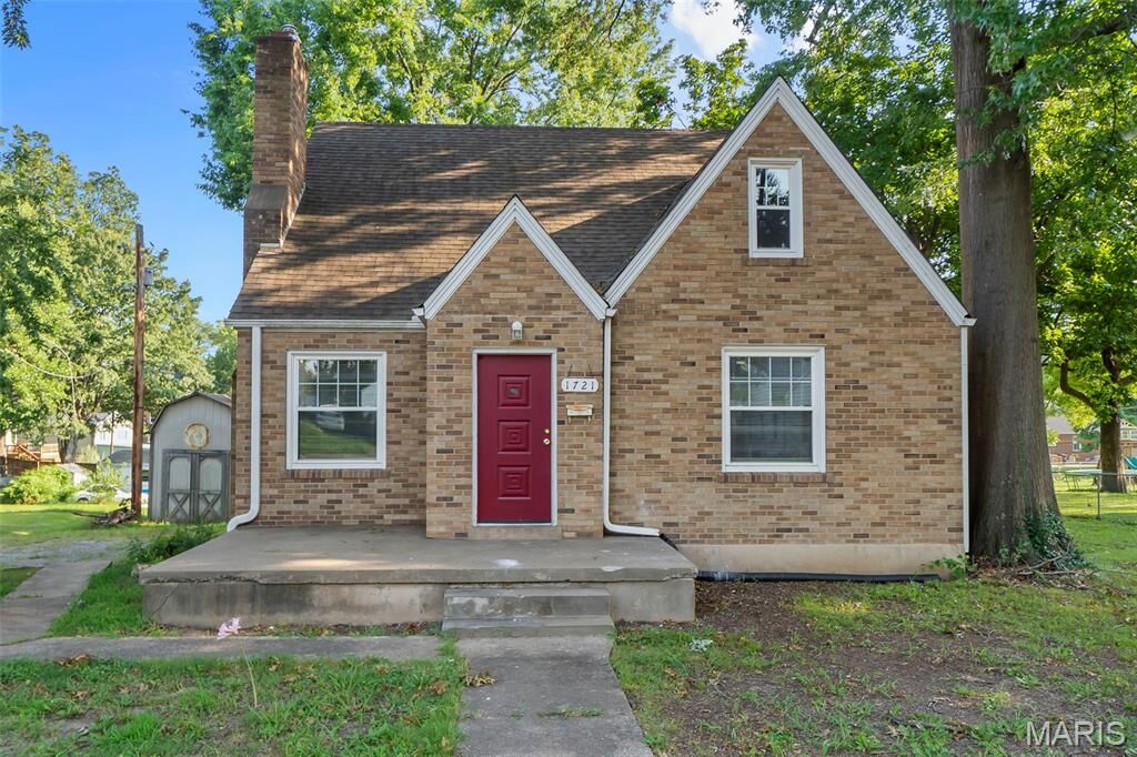 Property Photo: 1721 William Street MO 63703