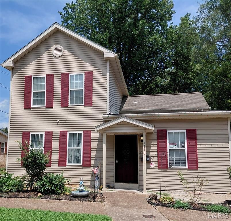 Property Photo:  1110 Caseyville Avenue  IL 62226 