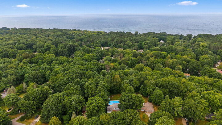 Property Photo: 3361 Elderwood Avenue MI 49424