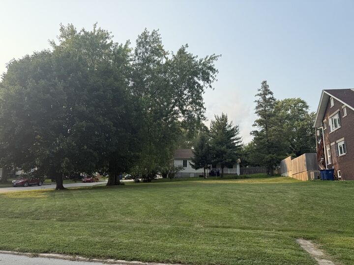 Property Photo:  109 4th Street  IL 61301 