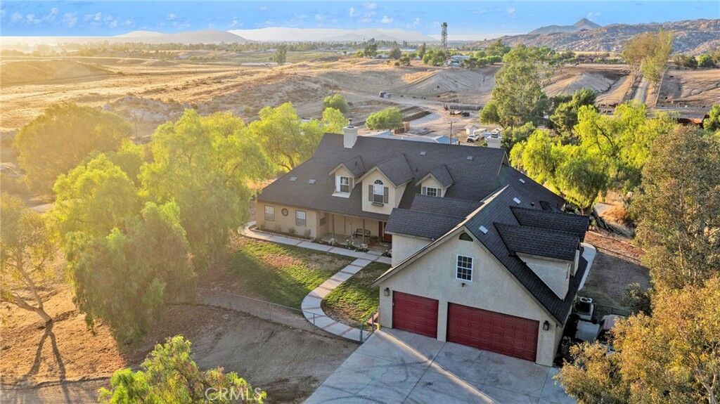 Property Photo: 31120 Kelstar CA 92544