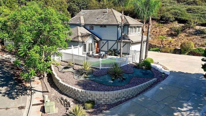 Property Photo: 8308 Courtney Ln CA 92071