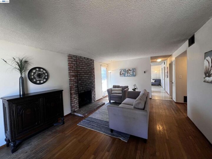 Property Photo:  4333 Brookwood Ave.  CA 94538-4142 