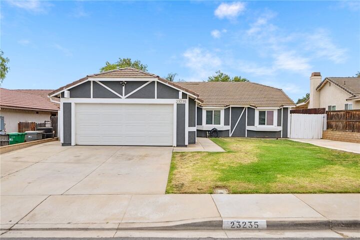 Property Photo:  23235 Sonnet  CA 92557 