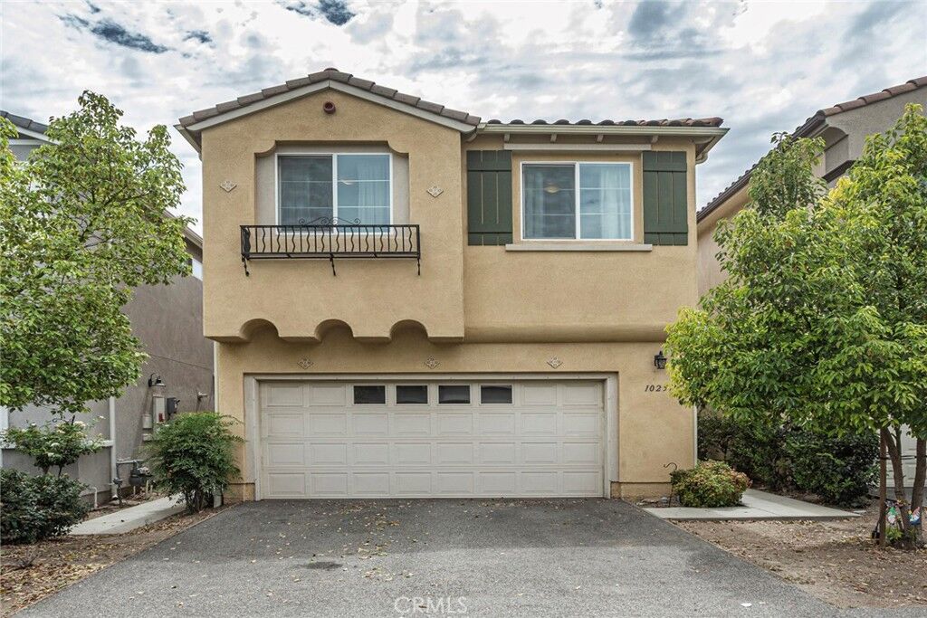 Property Photo:  10251 Angel  CA 91331 