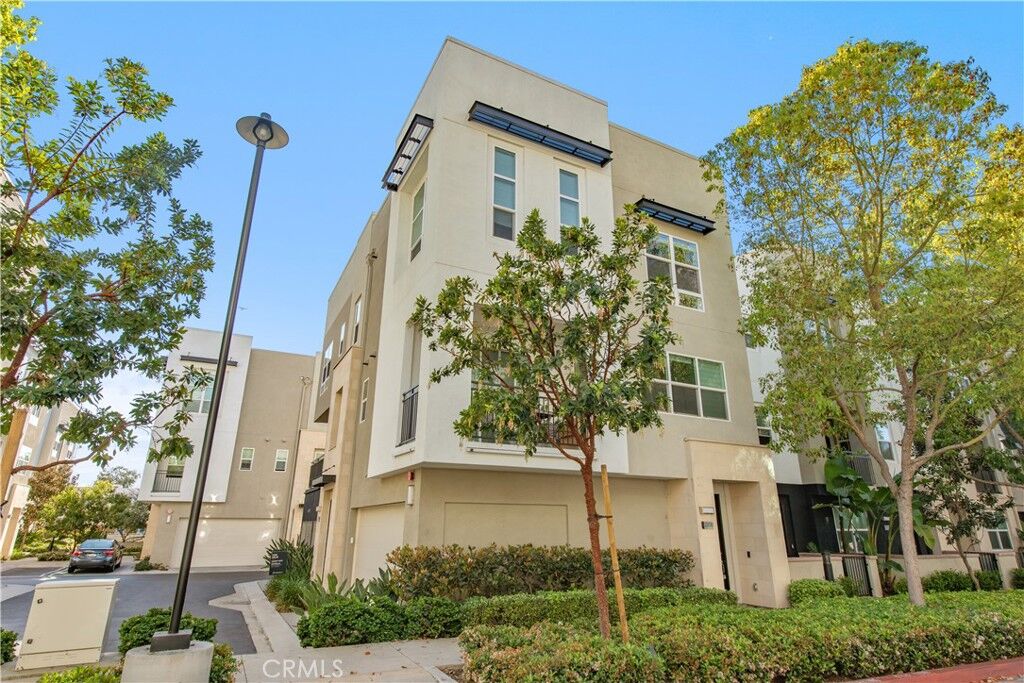 Property Photo:  2208 Synergy  CA 92614 