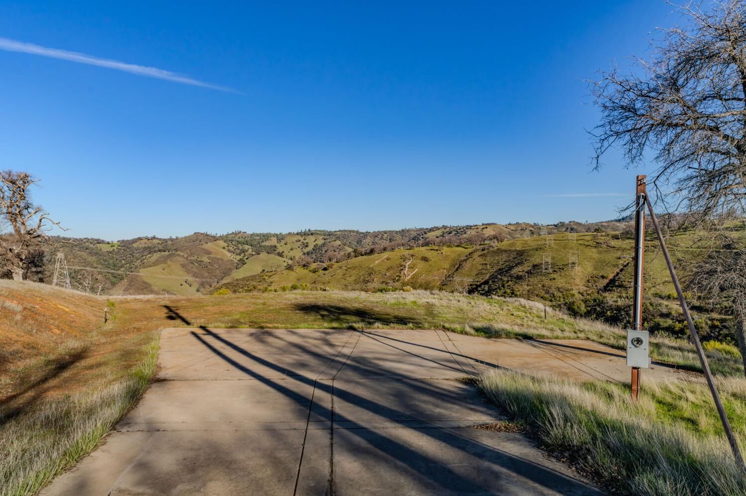 Property Photo:  858 Candy Circle  CA 95245 