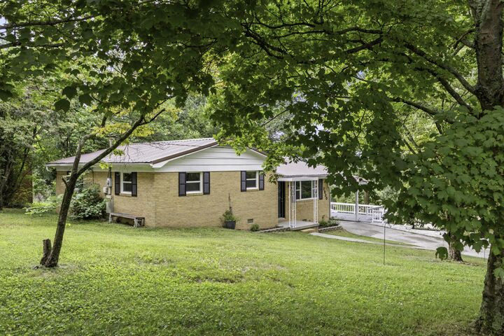 Property Photo:  2930 Mountain View Drive SE  TN 37323 