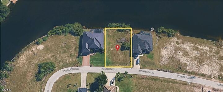 Property Photo: 520 NW 25th Terrace FL 33993