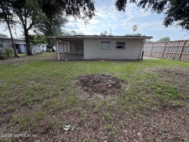 Property Photo: 1722 Dupre Drive FL 32221