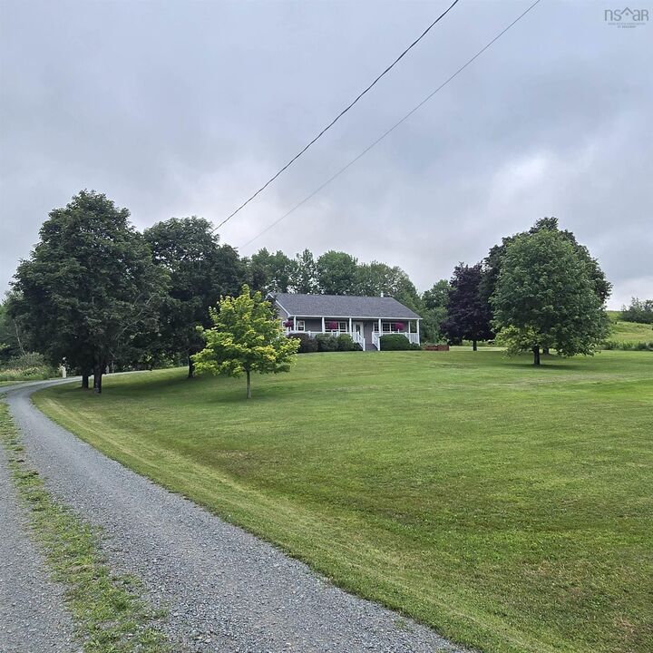 Property Photo: 263 Old Pinevale Road NS B2G 2L3