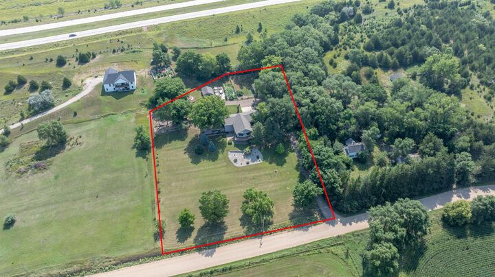 Property Photo: 3902 Smith River Road IA 51108