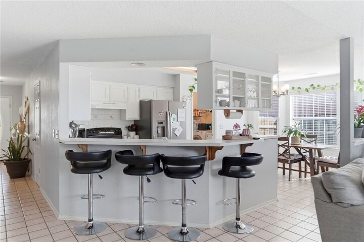 Property Photo:  2702 W Margaret Street  AR 72756 