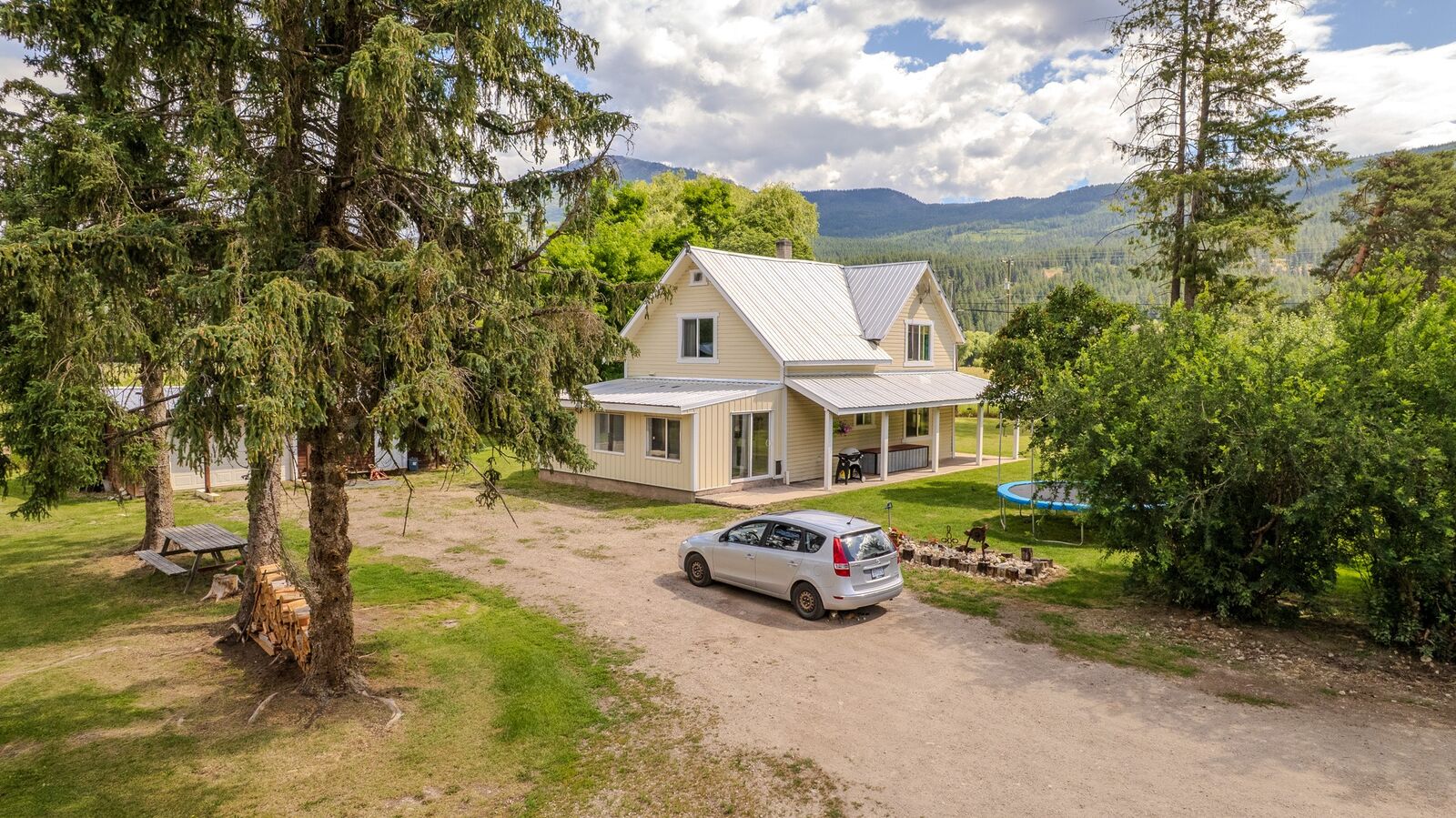 Property Photo: 796 Salmon River Road BC V1E 3E9