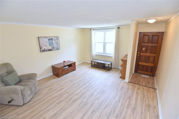 Property Photo: 340 King Street W ON L9H 1W7