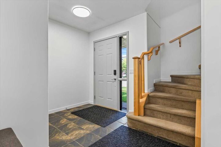 Property Photo: 57 Everwillow Boulevard SW AB T2Y 4G4
