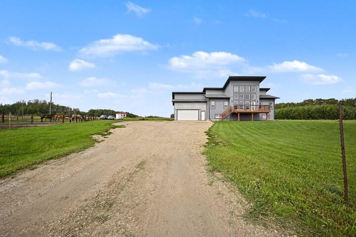 2, 715049 Range Road 40 — photo 1