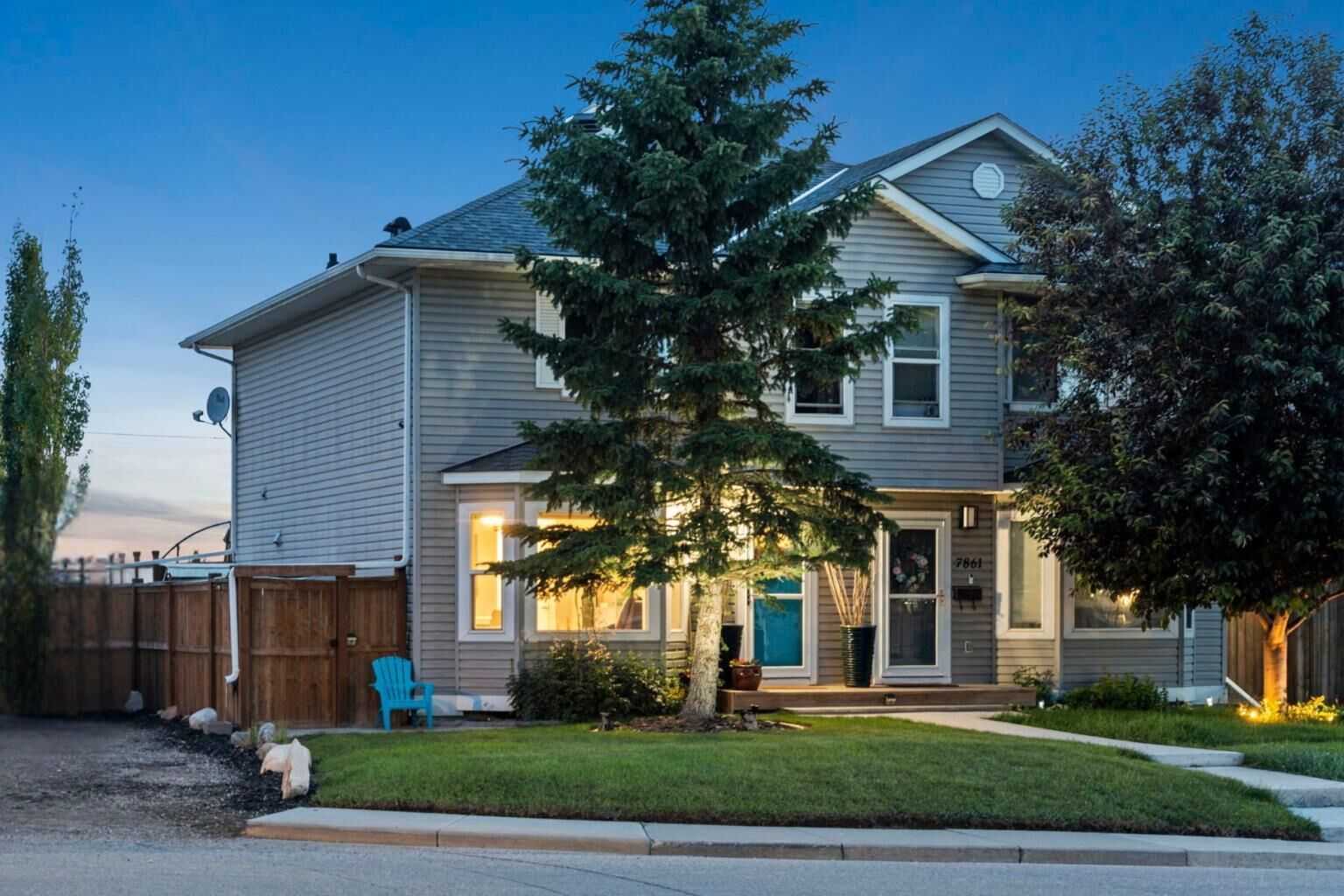 Property Photo:  7865 24 Street SE  AB T2C 0Z2 