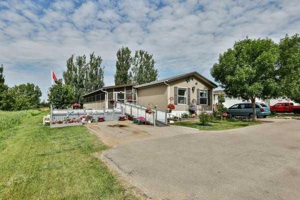 Property Photo:  510 Porter Street  AB T1M 0B1 