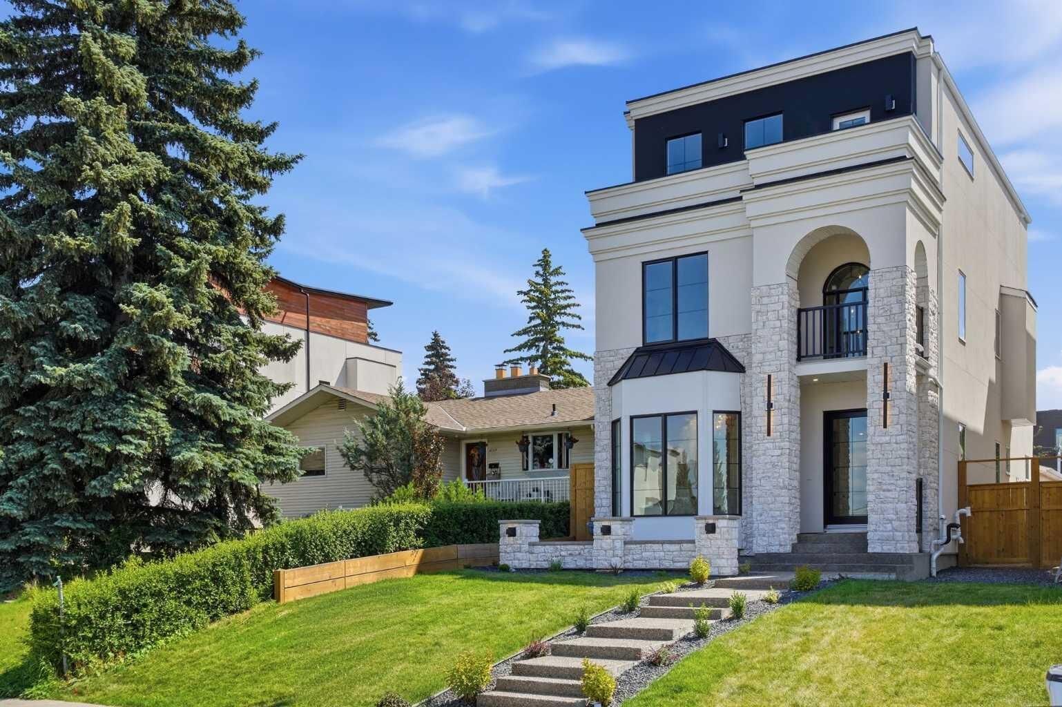 Property Photo: 2131 29 Avenue SW AB T2T 1N6