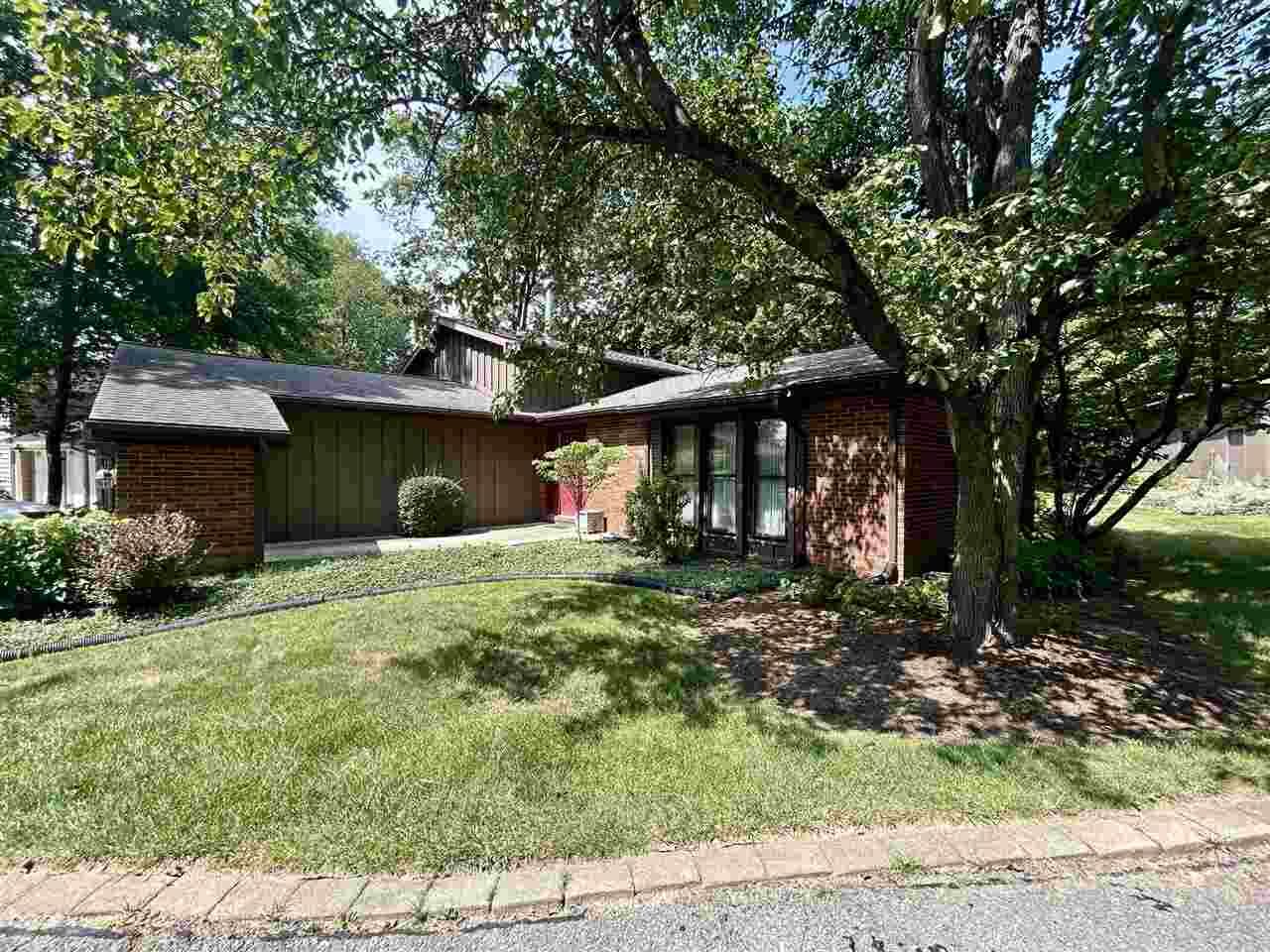 Property Photo:  760 Keyser Lane  IN 47374-6797 