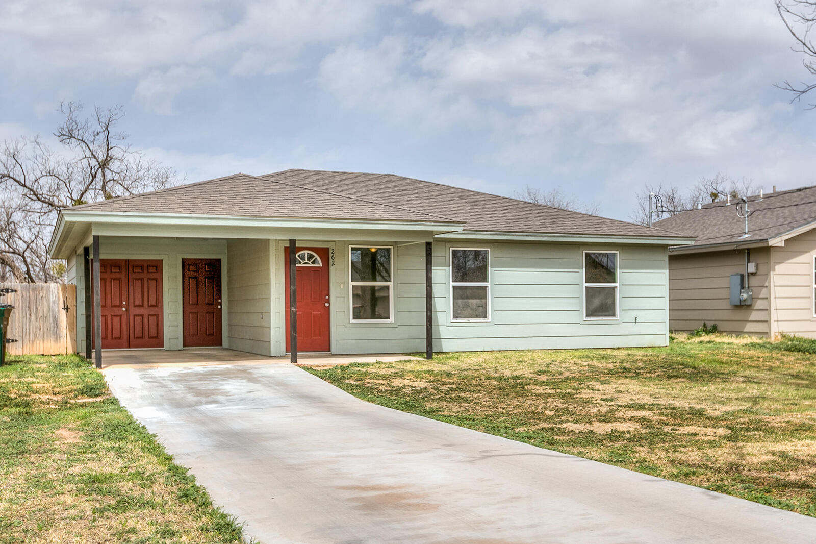 Property Photo:  254 E 23rd Street  TX 76903 
