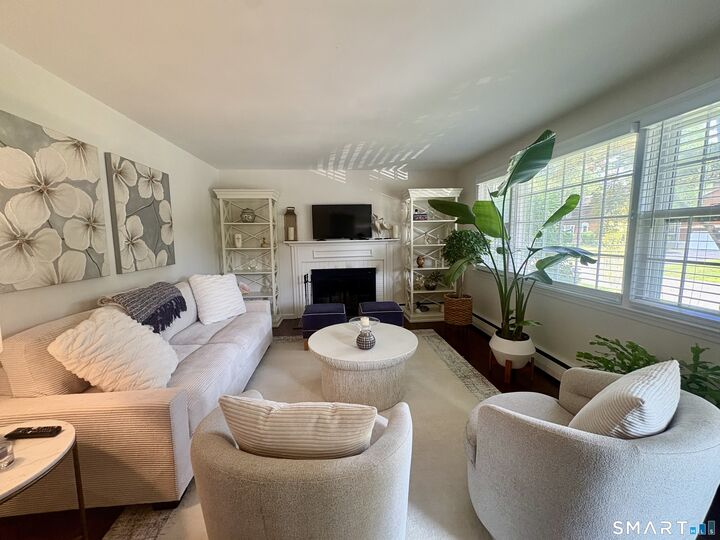 Property Photo:  111 Mayweed Road  CT 06824 