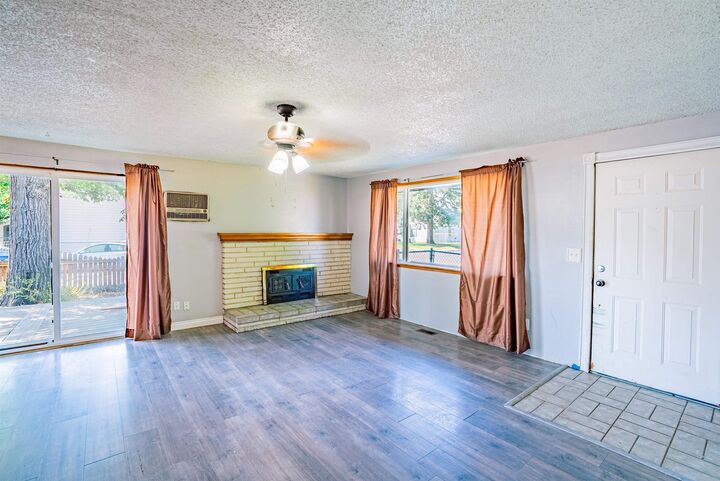 Property Photo: 3004 E Baldwin Ave WA 99207