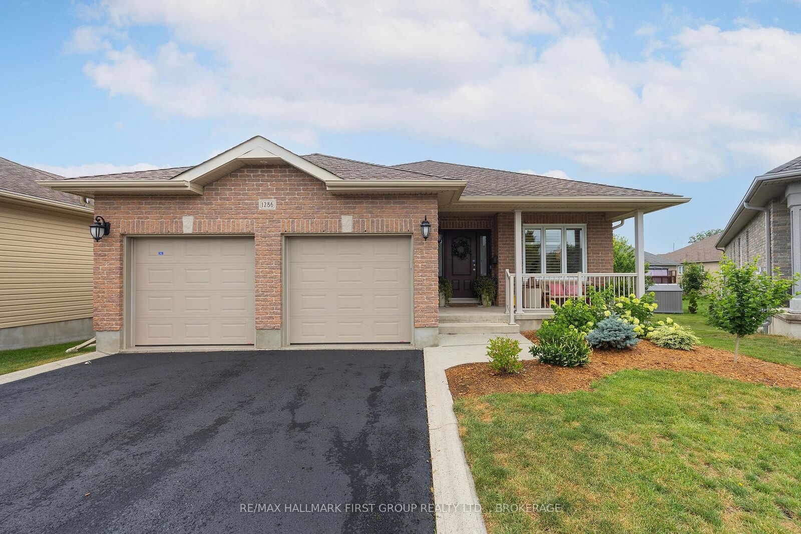Property Photo:  1286 Mazzolin Crescent  ON K7P 0G6 