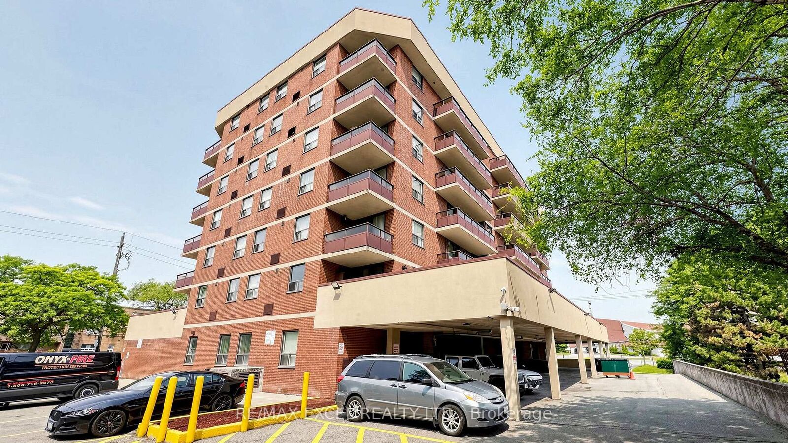 Property Photo: 1881 Jane Street 401 ON M9N 3S7