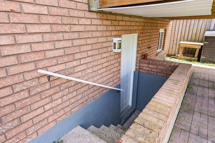Property Photo:  7669 Alpine Drive #Lower  ON L2H 3B7 