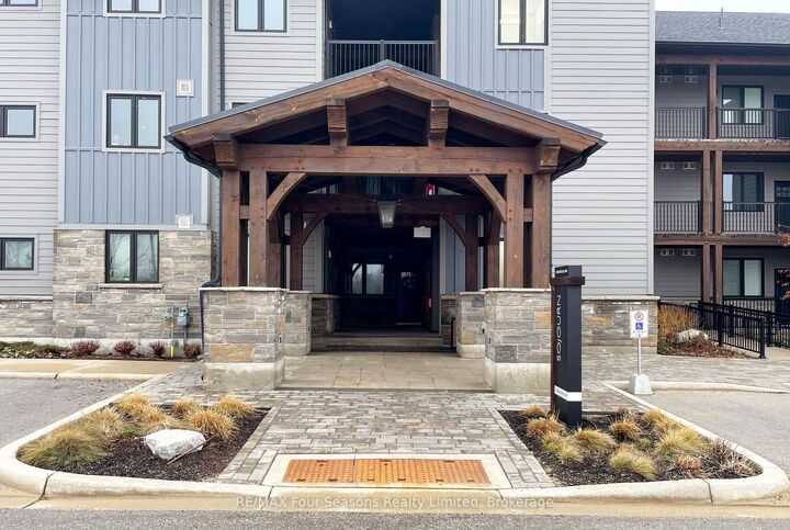 Property Photo:  12 Beausoleil Lane 107  ON L9Y 2X5 