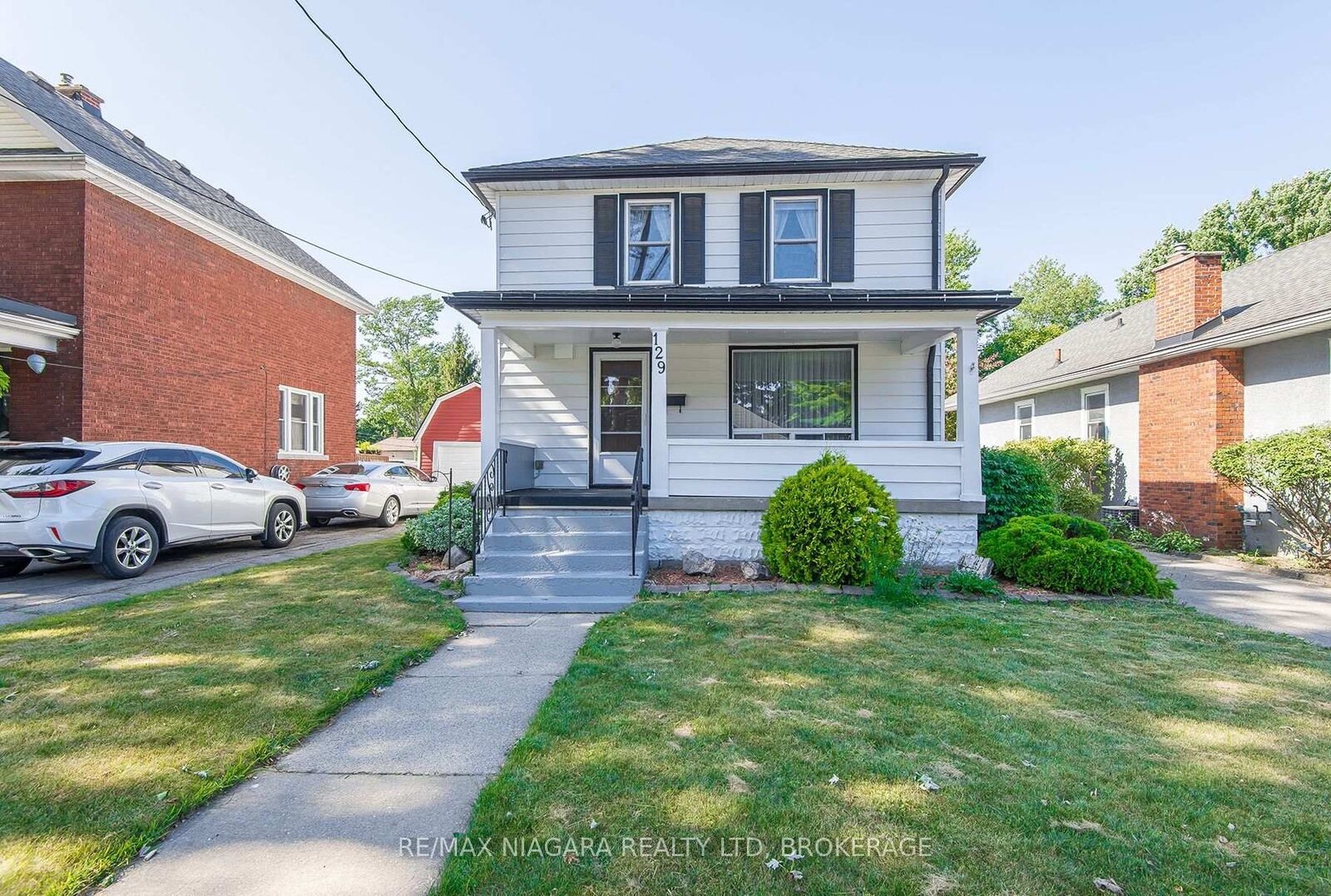 Property Photo:  129 Adelaide Street  ON L3K 2W4 