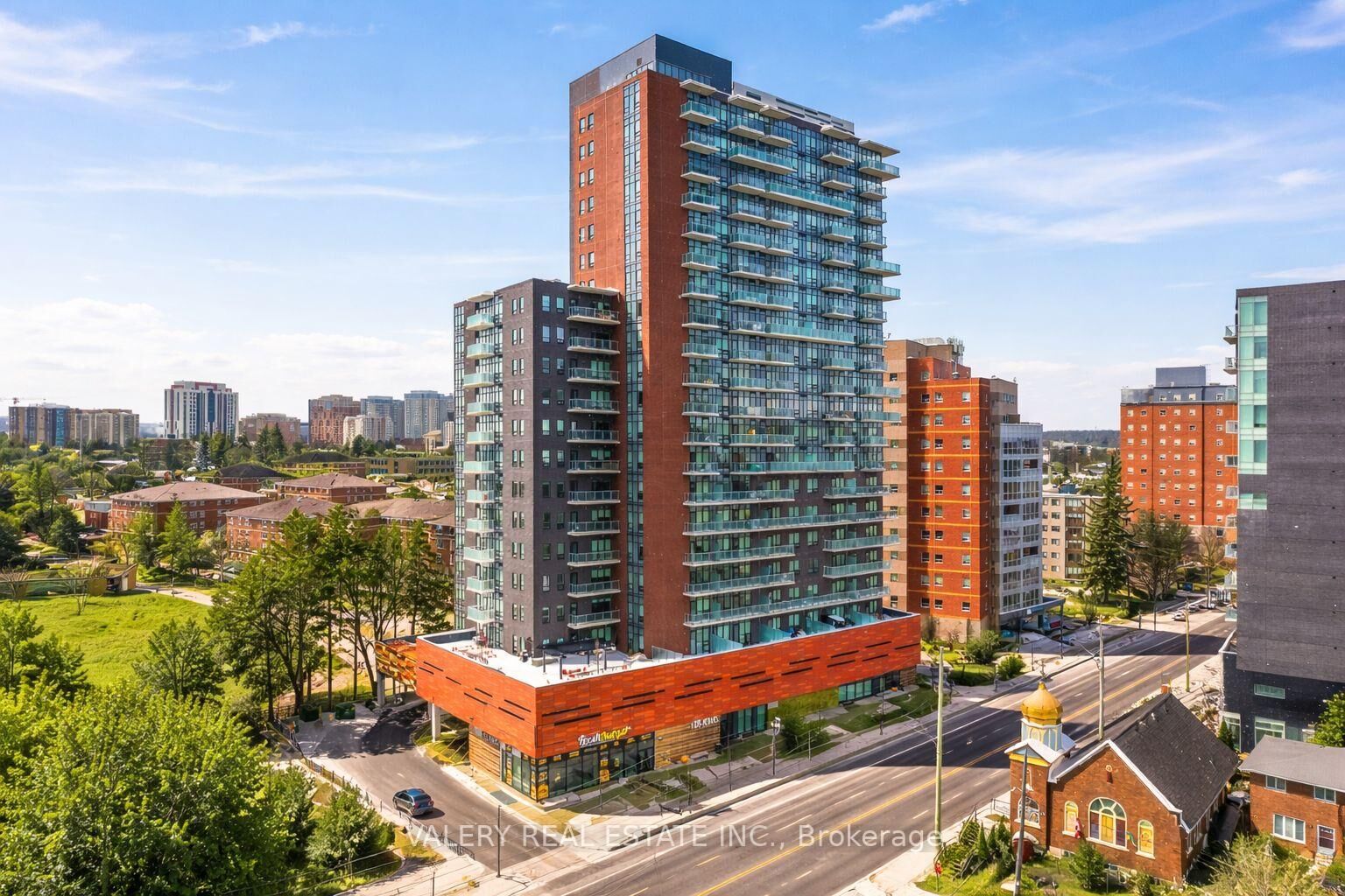 Property Photo:  155 King Street N 1508  ON N2J 0E8 