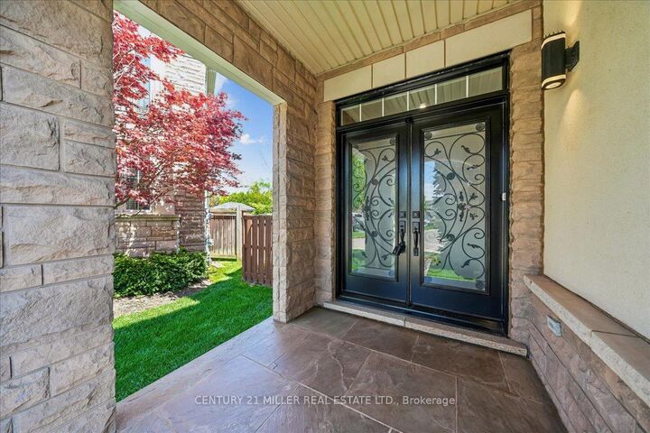 Property Photo: 2371 Calloway Drive ON L6M 0C1