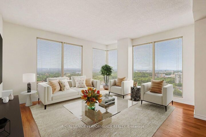 Property Photo:  545 St Laurent Boulevard 2702  ON K1K 4H9 
