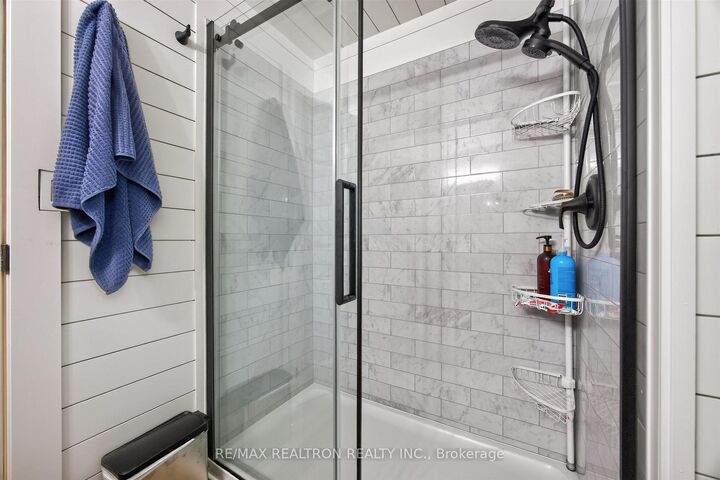 20368 Woodbine Avenue — photo 1