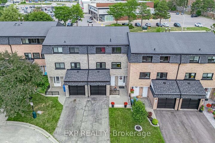 Property Photo: 6 Poplar Crescent ON L4G 3M4