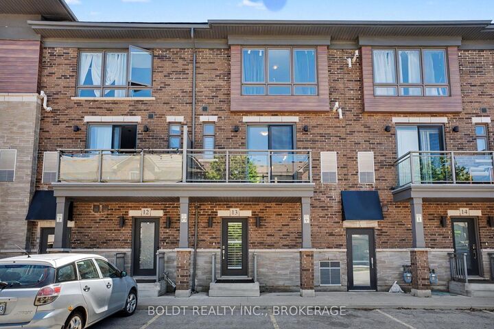 Property Photo:  510 North Service Road 13  ON L3M 0C9 