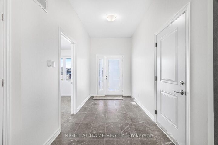 Property Photo:  27 Yade Road  ON K2L 2R5 