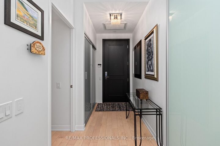 Property Photo:  88 Park Lawn Road Lph2906  ON M8Y 0B5 