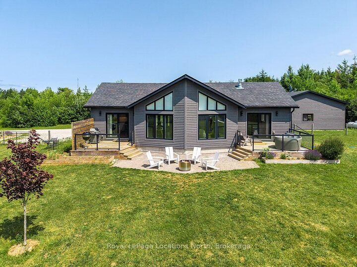 Property Photo: 217 St Vincent Crescent ON N4L 1W7