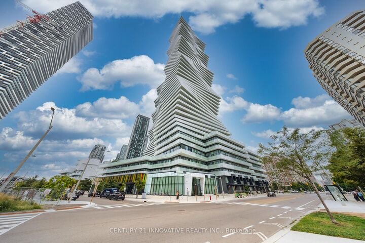 Property Photo:  3883 Quartz Road W 4011  ON L5B 0M4 