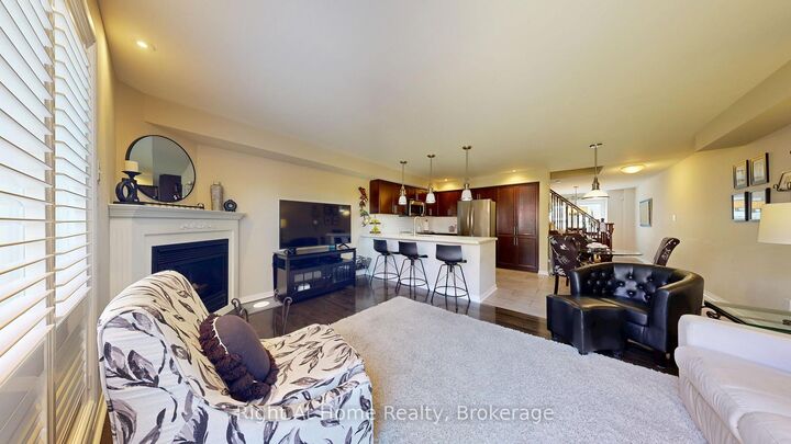 Property Photo:  40 Torr Lane  ON L1S 7M9 